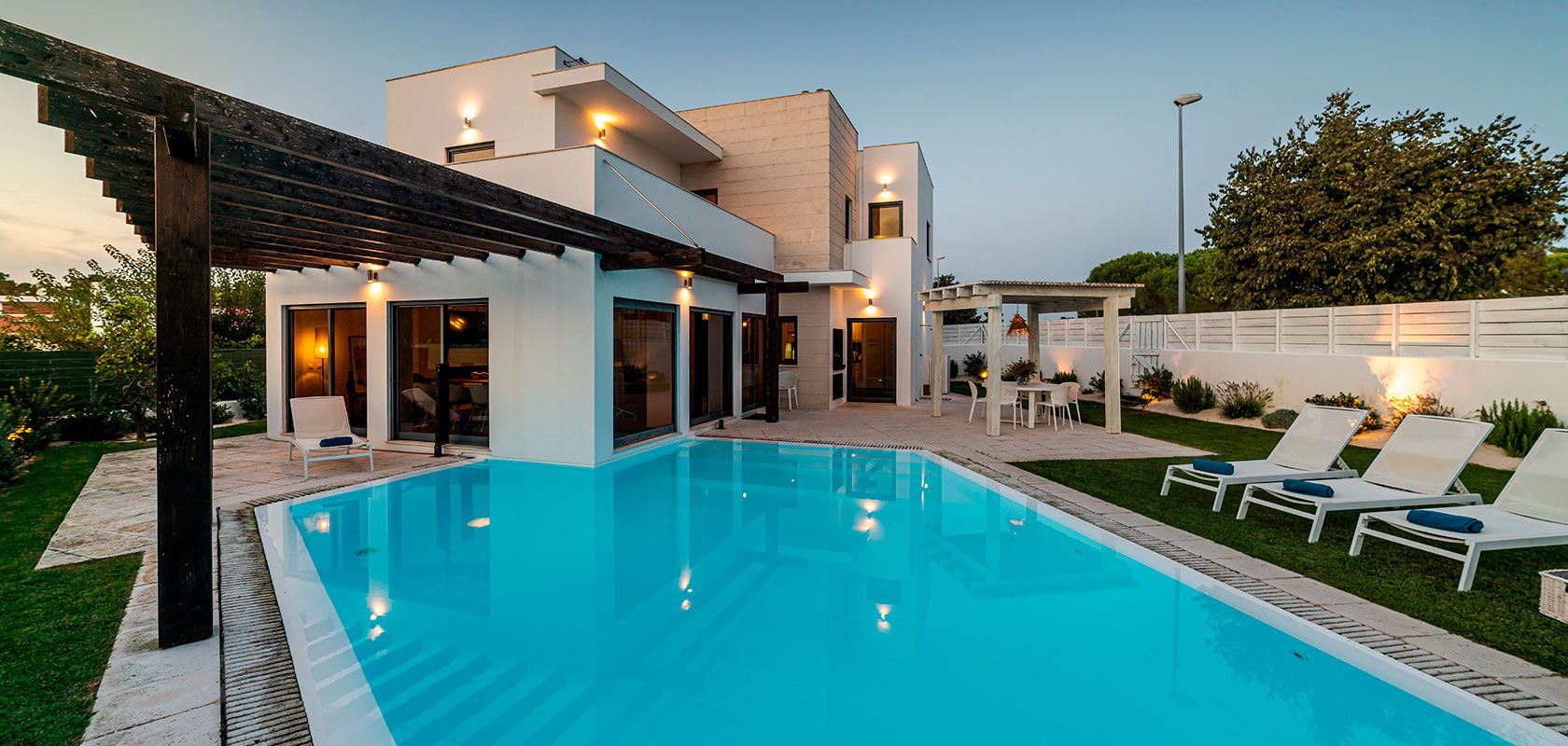 Ofrecemos soluciones, no promesas. Inversiones 7 Islas S.L. en Candelaria